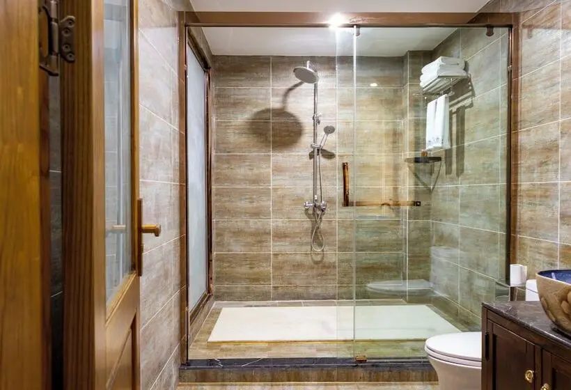 Aamiaismajoitus (B&B) Furong Town Water Cloud Gully Lodge