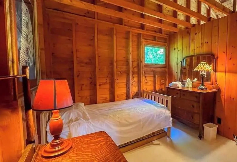 Classic Home Overlooking The St. George River With Deck & Great Views