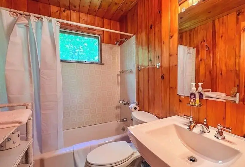 Classic Home Overlooking The St. George River With Deck & Great Views