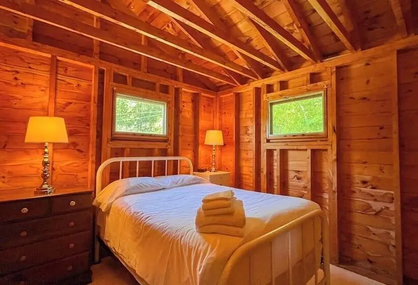 Classic Home Overlooking The St. George River With Deck & Great Views