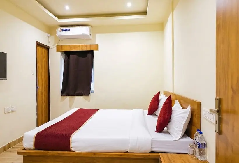 Fabhotel Cozy Stay