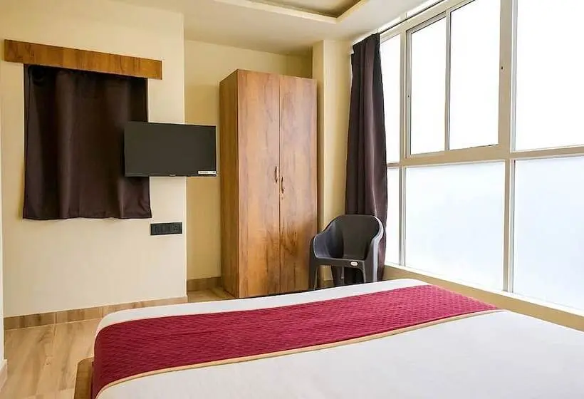 Fabhotel Cozy Stay