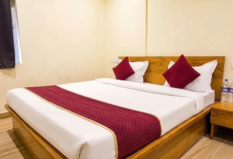 Fabhotel Cozy Stay