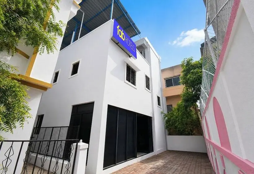 Fabhotel The G Stay