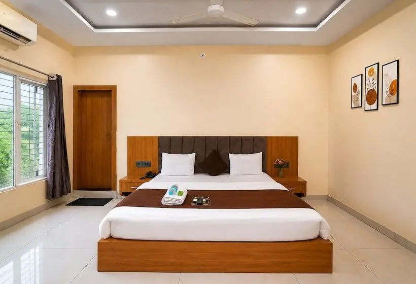 Hotel Grand Dev Krishna