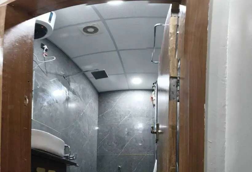 Hotel Grand Dev Krishna