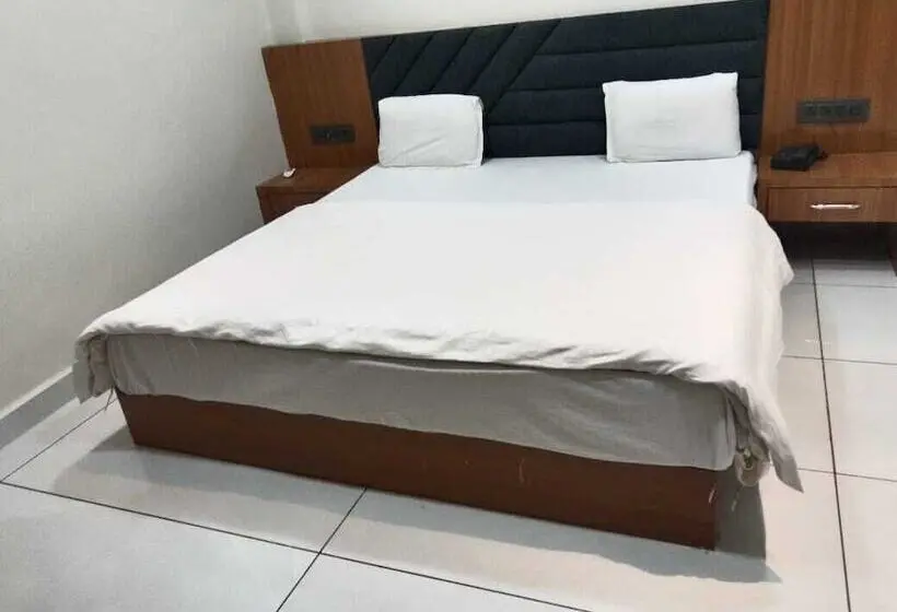 Hotel Grand Dev Krishna