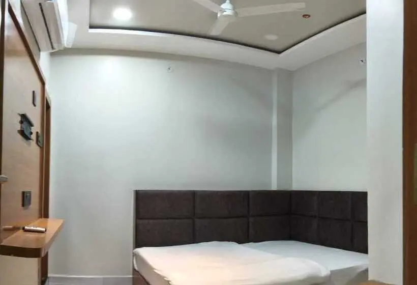 Hotel Grand Dev Krishna