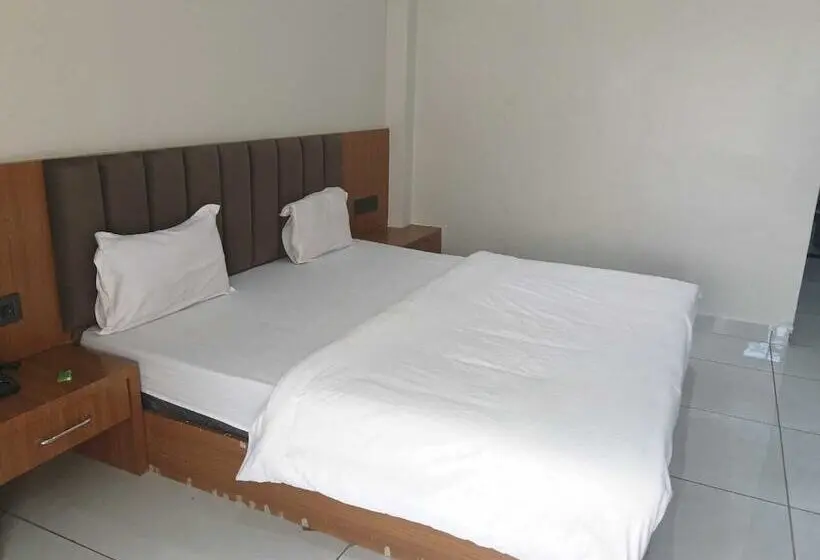Hotel Grand Dev Krishna