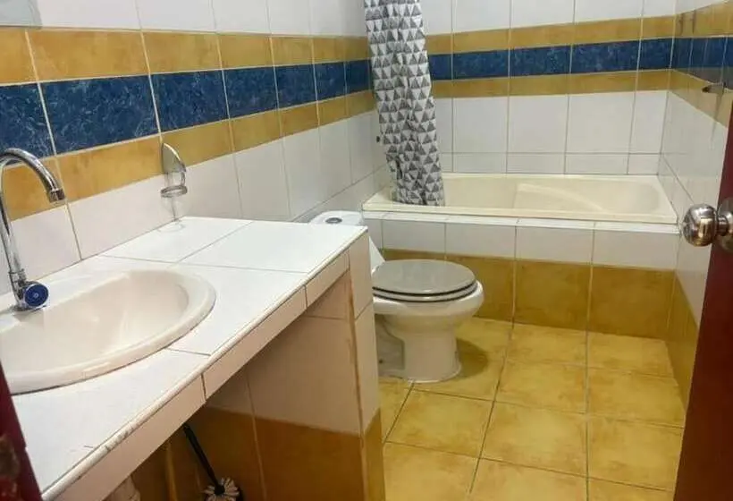 Hotelli Las Lagartijas Iquitos