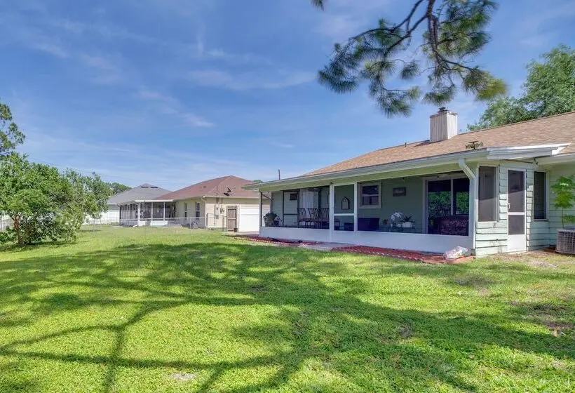 Large Yard, Porch! Pet Friendly Home In Palm Bay