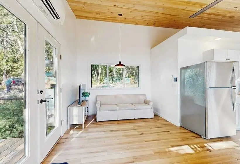 Modern Maine Cottage With River Views, Deck, And A Convenient Washer/dryer