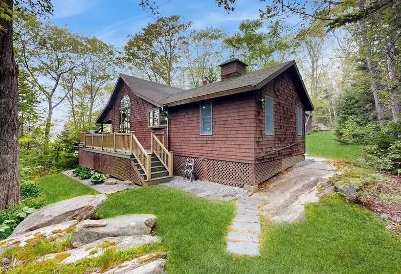 River View Home W/ Lovely Deck, Views & Fireplace