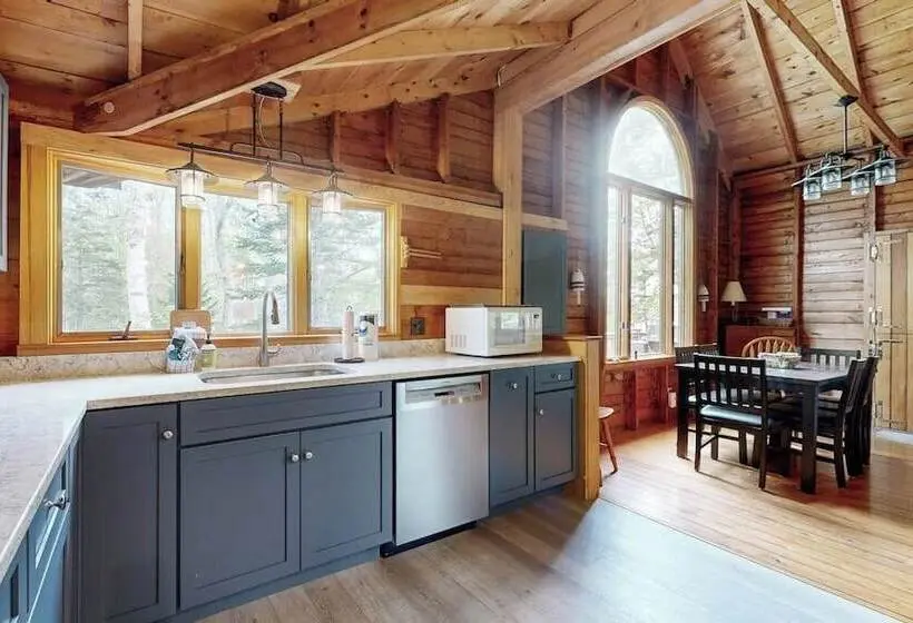 River View Home W/ Lovely Deck, Views & Fireplace