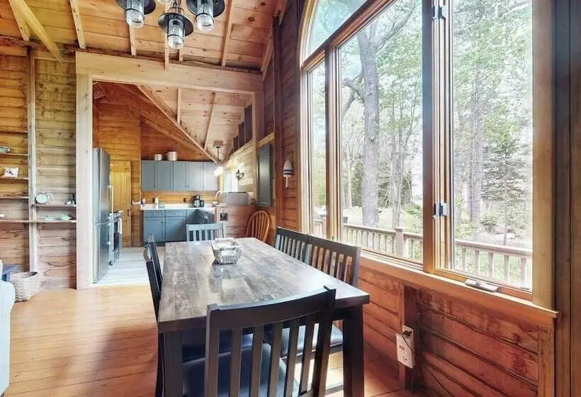 River View Home W/ Lovely Deck, Views & Fireplace