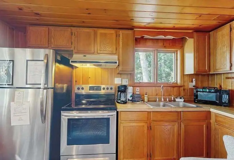 Cozy Lakefront Cottage With Dock, Mountain Views, Peaceful Location