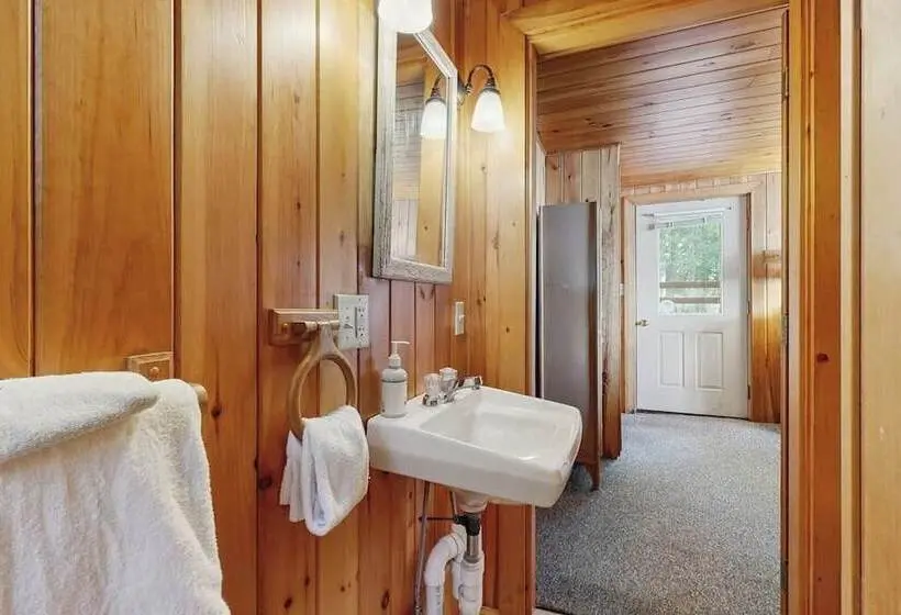 Cozy Lakefront Cottage With Dock, Mountain Views, Peaceful Location