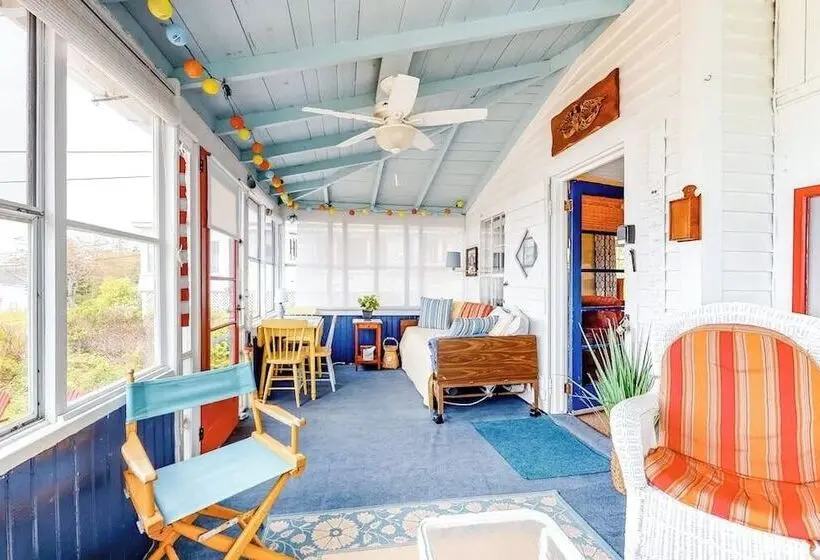Ocean Point Home, Large Porch, Ocean View, Water Access