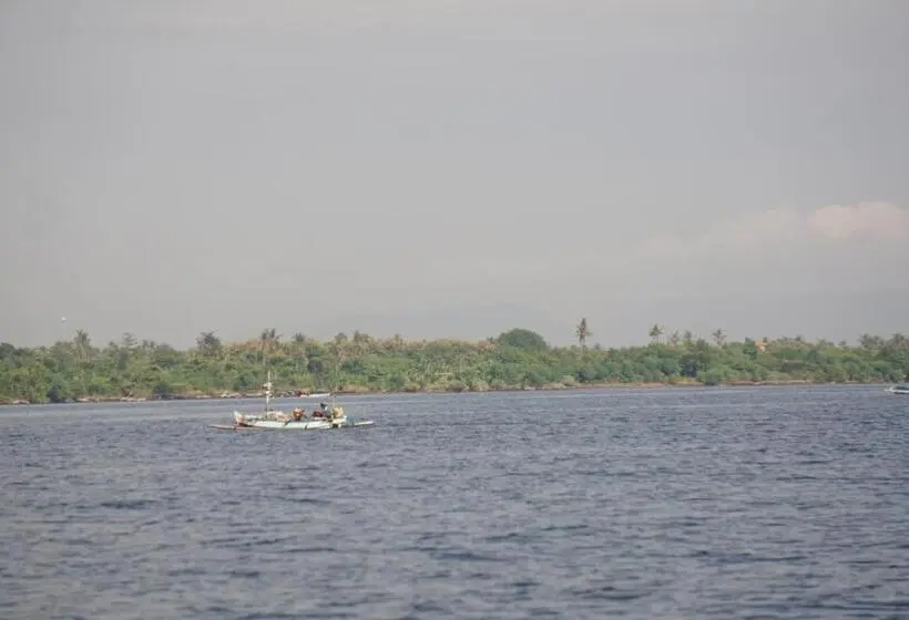 ホテル Tegal Sari