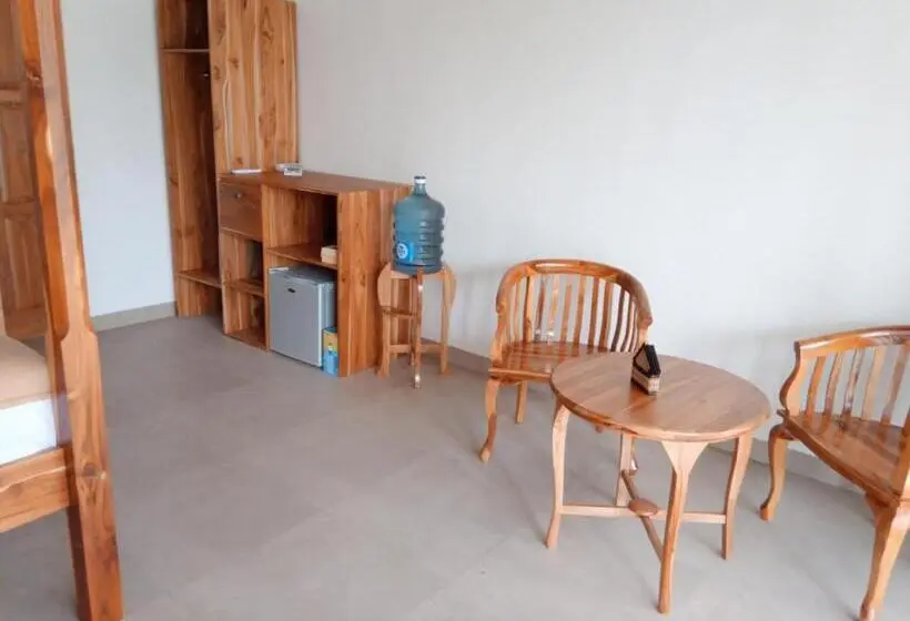 ホテル Tegal Sari