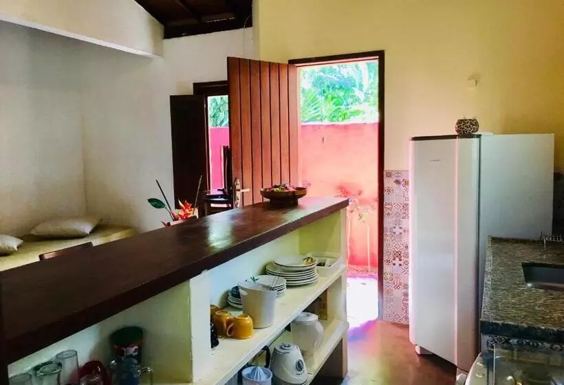 هاستل Salamandra Guest House