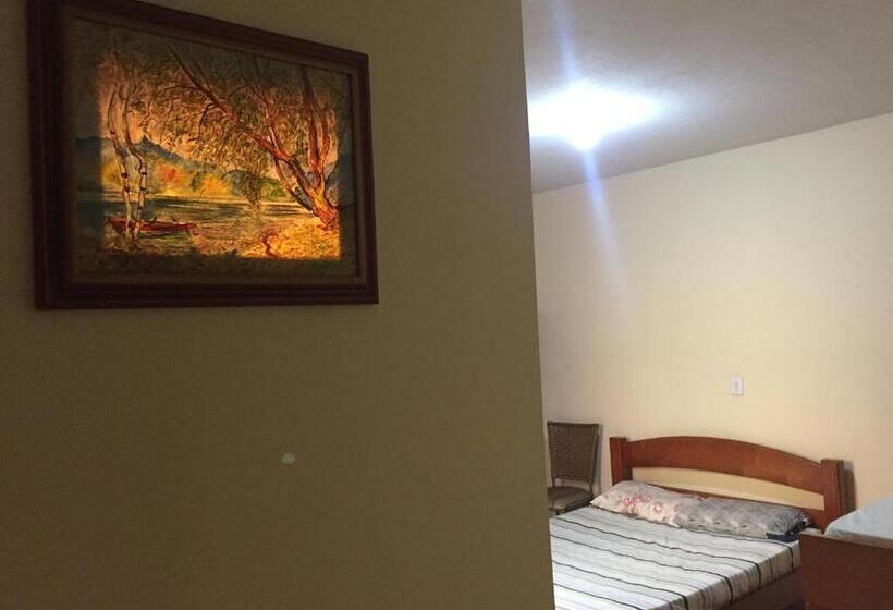 Hostel Brigadeiro Jordao