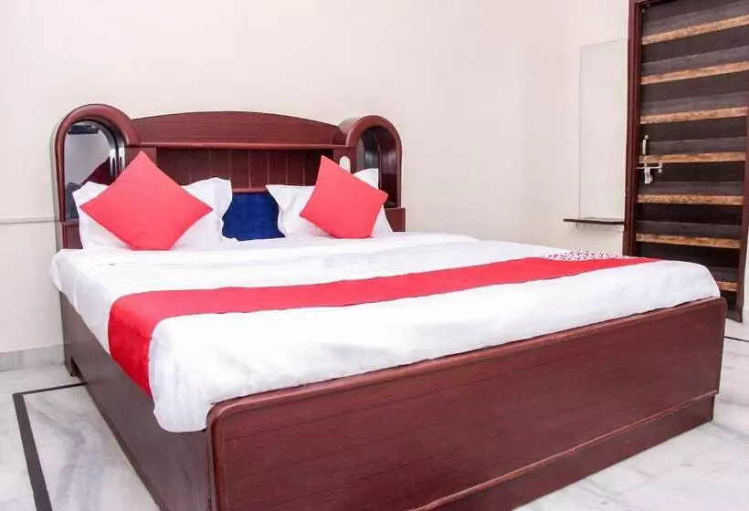 Oyo 13789 Jaipur Hotel And Resort
