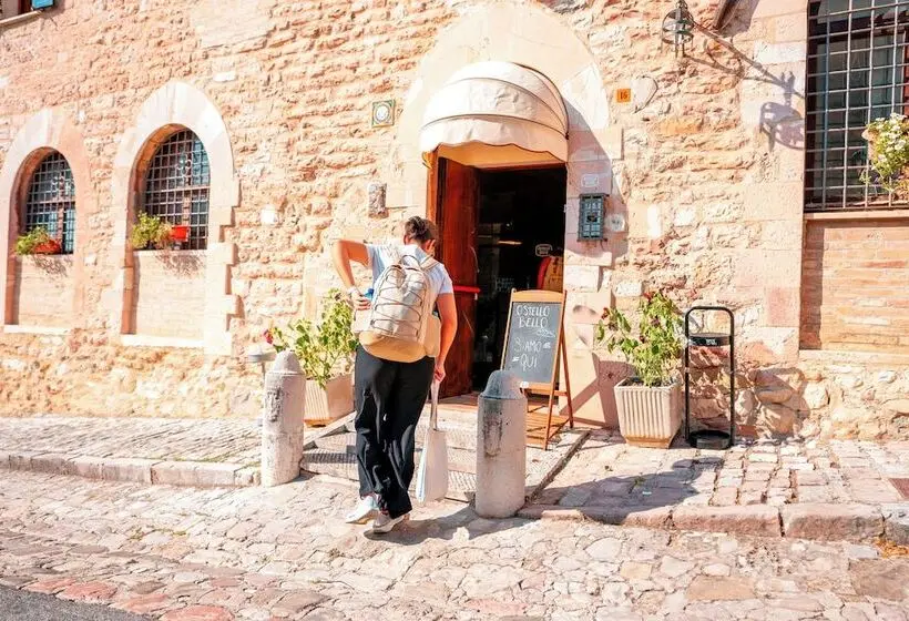 Ostello Bello Assisi Old Town