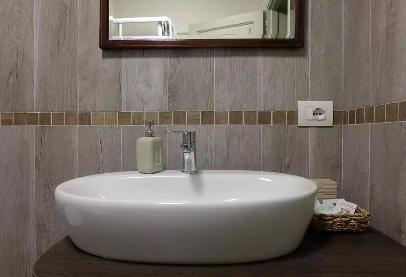 ホテル Agriturismo Ceriano