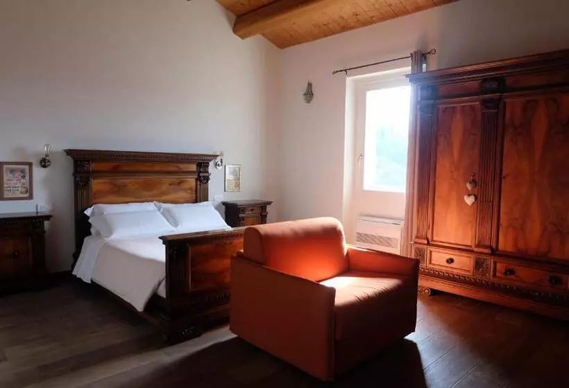 ホテル Agriturismo Ceriano