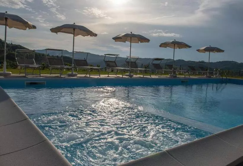 ホテル Agriturismo Ceriano