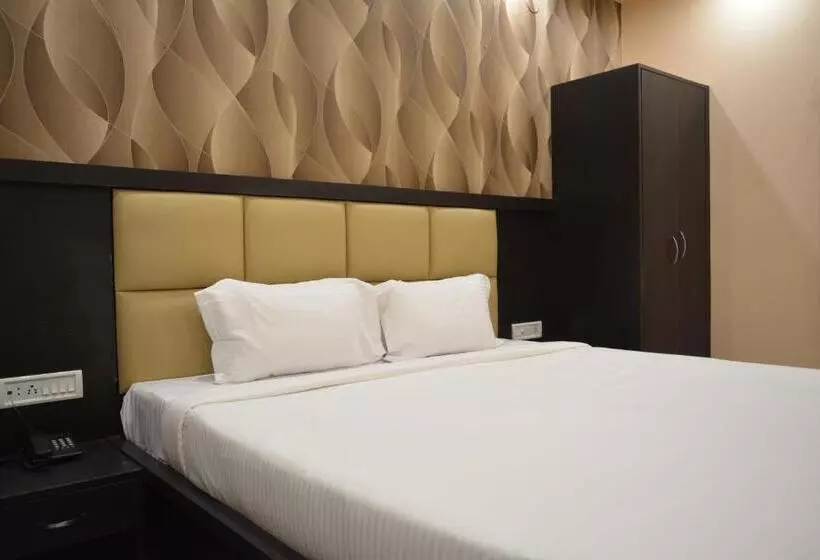 Hotel Olive Suites