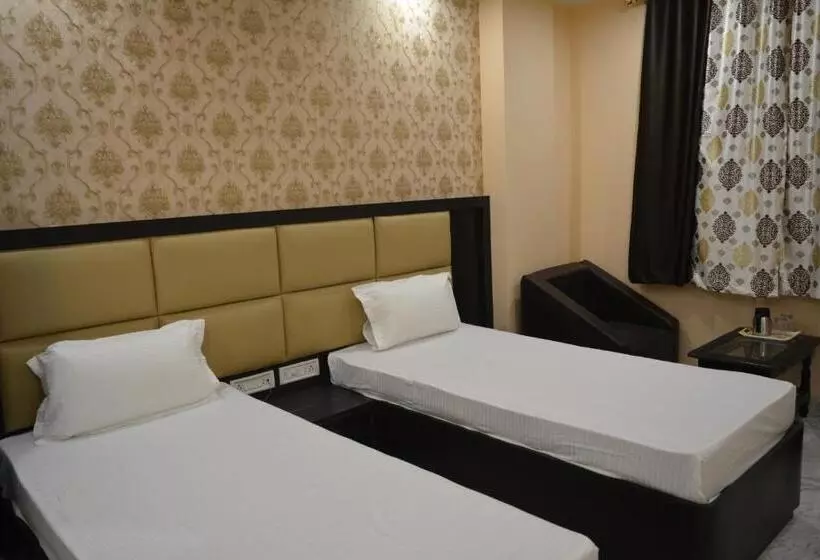 Hotel Olive Suites