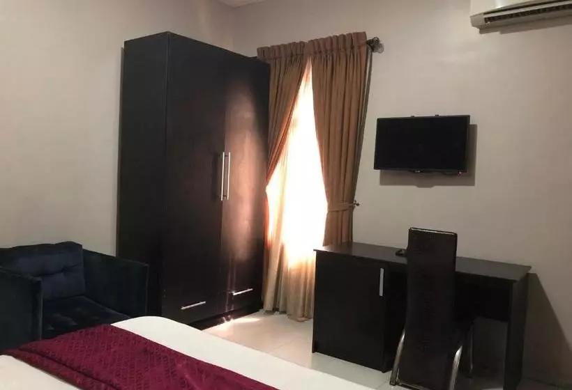 Hotel Roswell Tipton Apartments