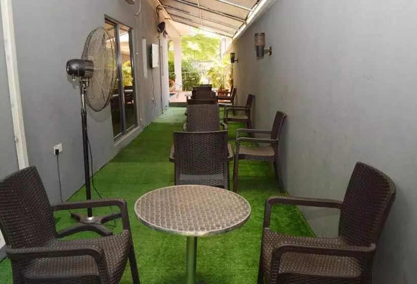 Hotel Roswell Tipton Apartments