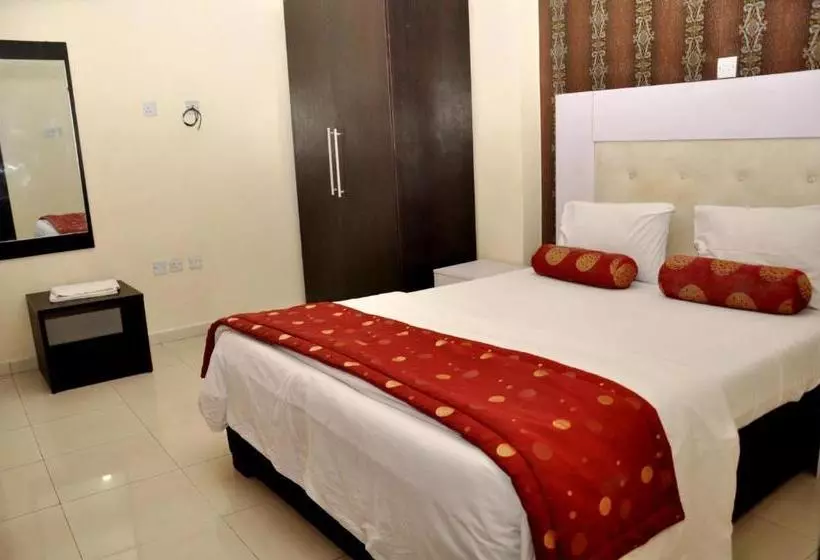 Hotel Roswell Tipton Apartments