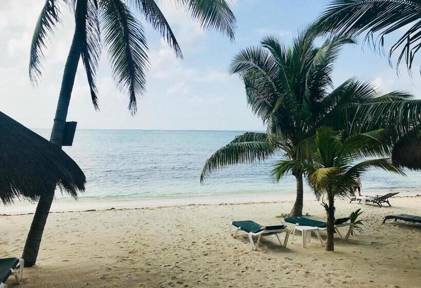 استراحتگاه Nah Uxibal Villa And Casitas