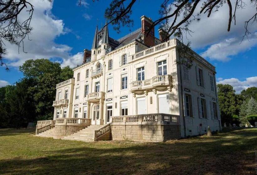 צימר Château De La Rocherie