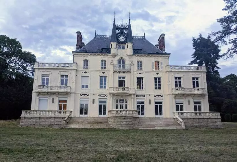 تختخواب و صبحانه Château De La Rocherie