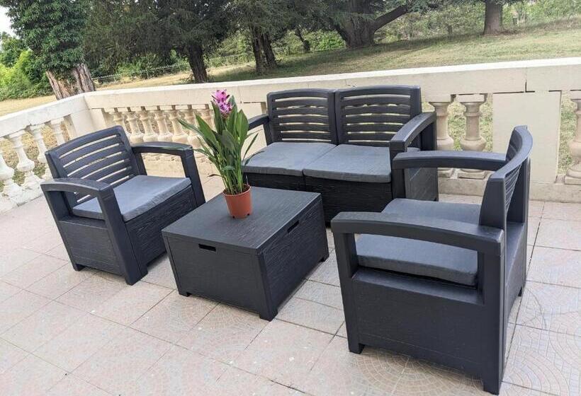 צימר Château De La Rocherie