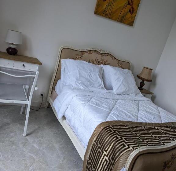 צימר Château De La Rocherie