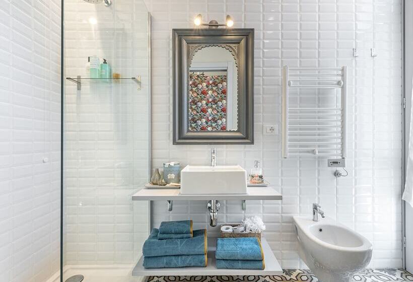 تختخواب و صبحانه Guest House 73