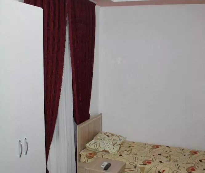 Daryo Hostel