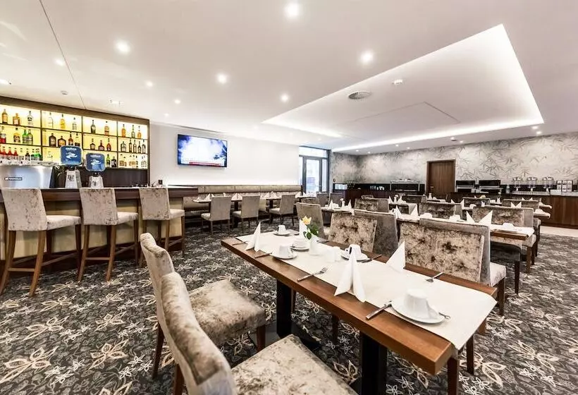 ホテル Best Western Plus Royal Suites