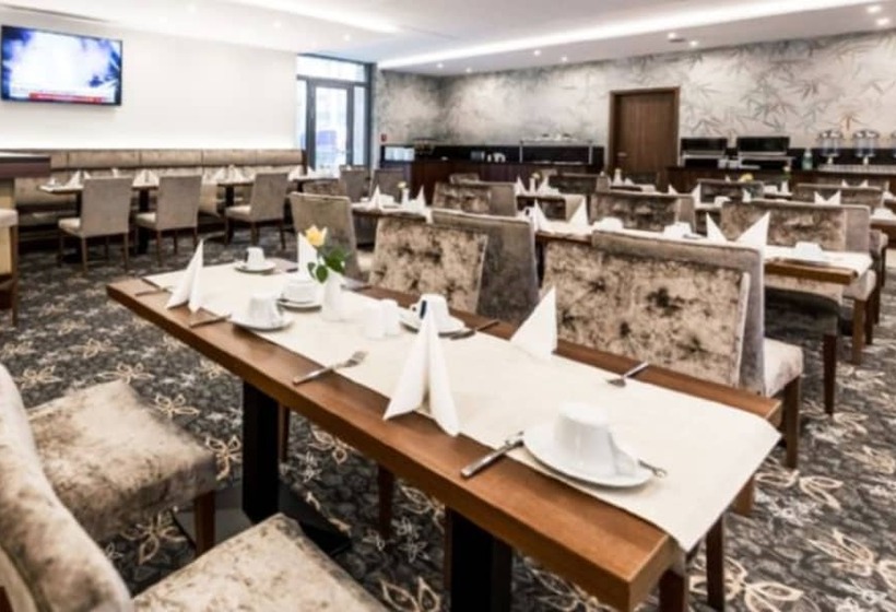 فندق Best Western Plus Royal Suites