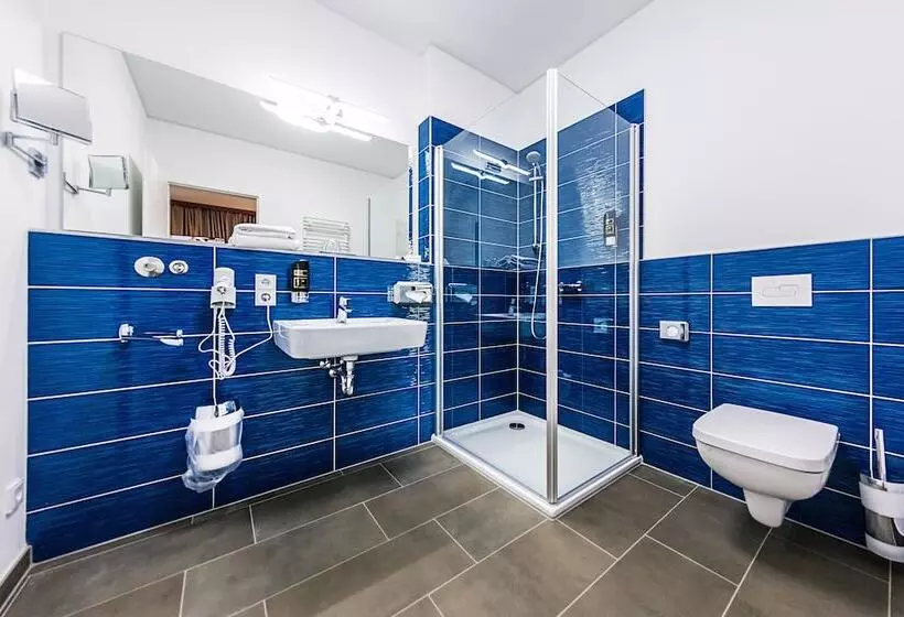 ホテル Best Western Plus Royal Suites