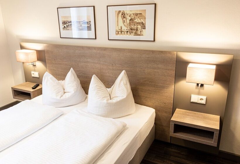 ホテル Brauereigaststatte Spitalgarten