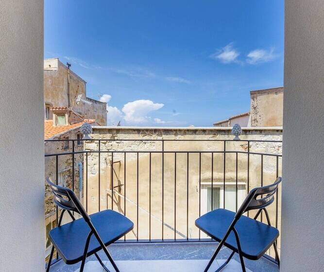 Ossuna Bay Hotel Boutique