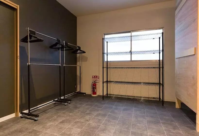 پانسیون 81 S Inn Kumamoto   Hostel