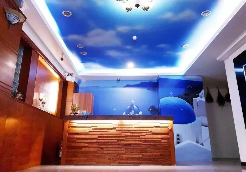 هاستل Blue Ocean